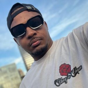 Meet your Posher, Jean yves stevens